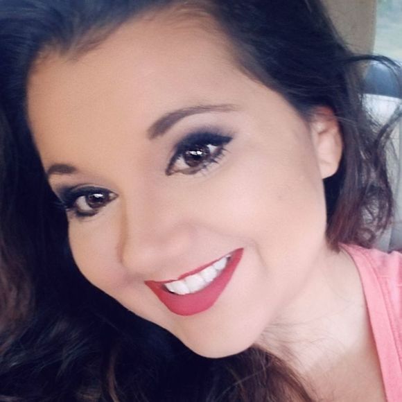 Meet your Posher, Whitney - Picture 1 of 1